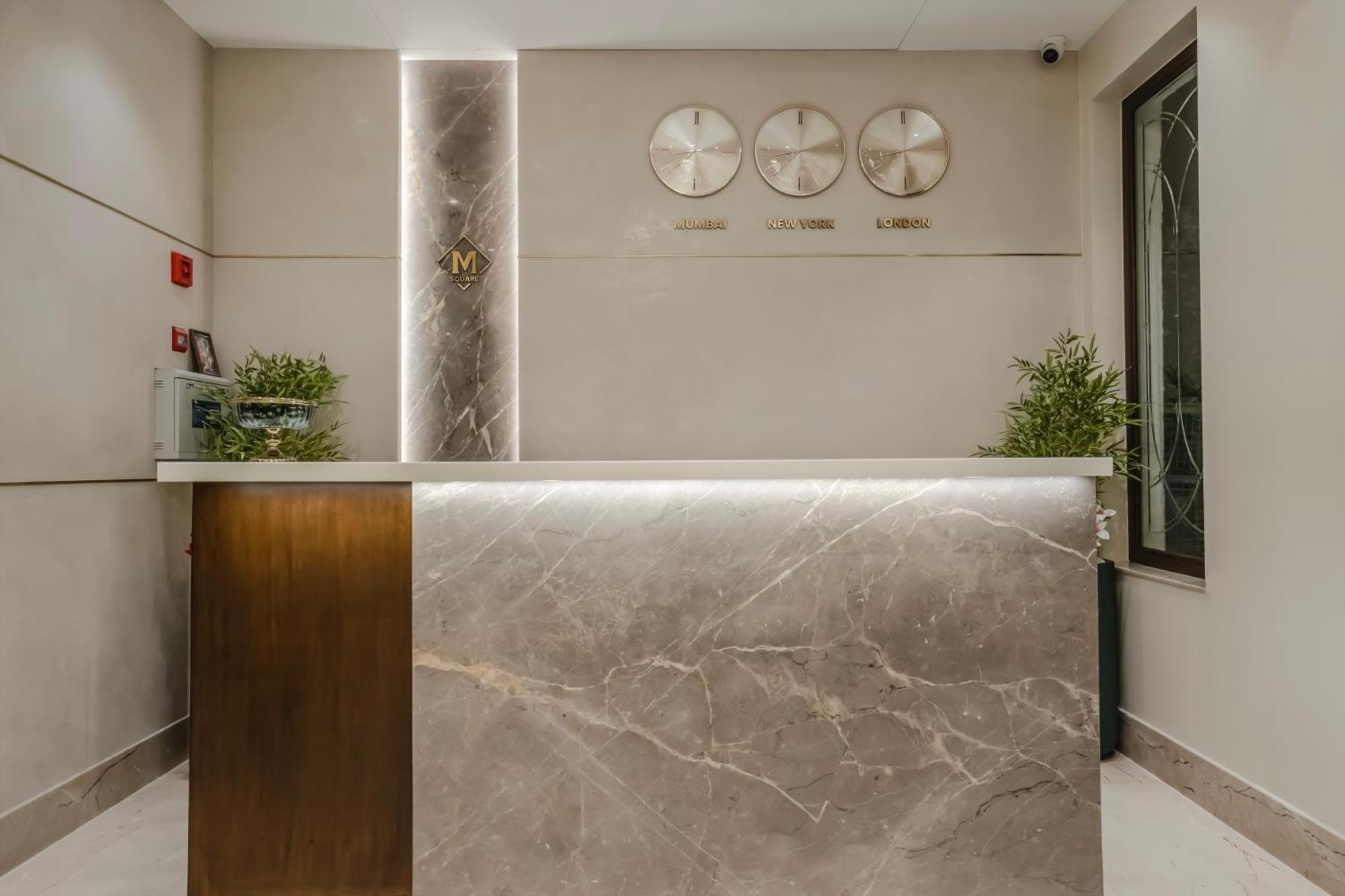 M2 Square By Monday Premium Hotell Nagpur Exteriör bild